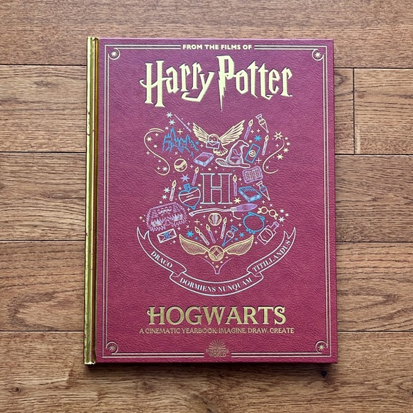 Hogwarts Yearbook - Picture 1 of 5